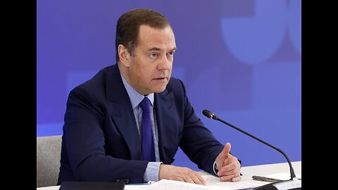 Former Russian President Dmitry Medvede Slams President Donald Trump's WWII Claims!