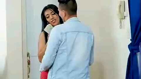 Mala hermana se embaraza de su propio cuñado_426_243