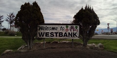 Exploring Westbank British Columbia 🇨🇦 (West Kelowna)