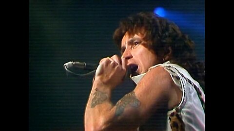 Live Wire / Can I Sit Next To You Girl ~ AC⚡DC