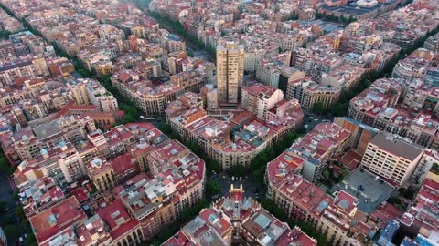 Top 10 Things To Do In Barcelona, Spain | Must-See Attractions & Hidden Gems In 4K