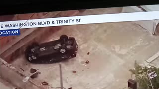 La pursuit ends in wild crash