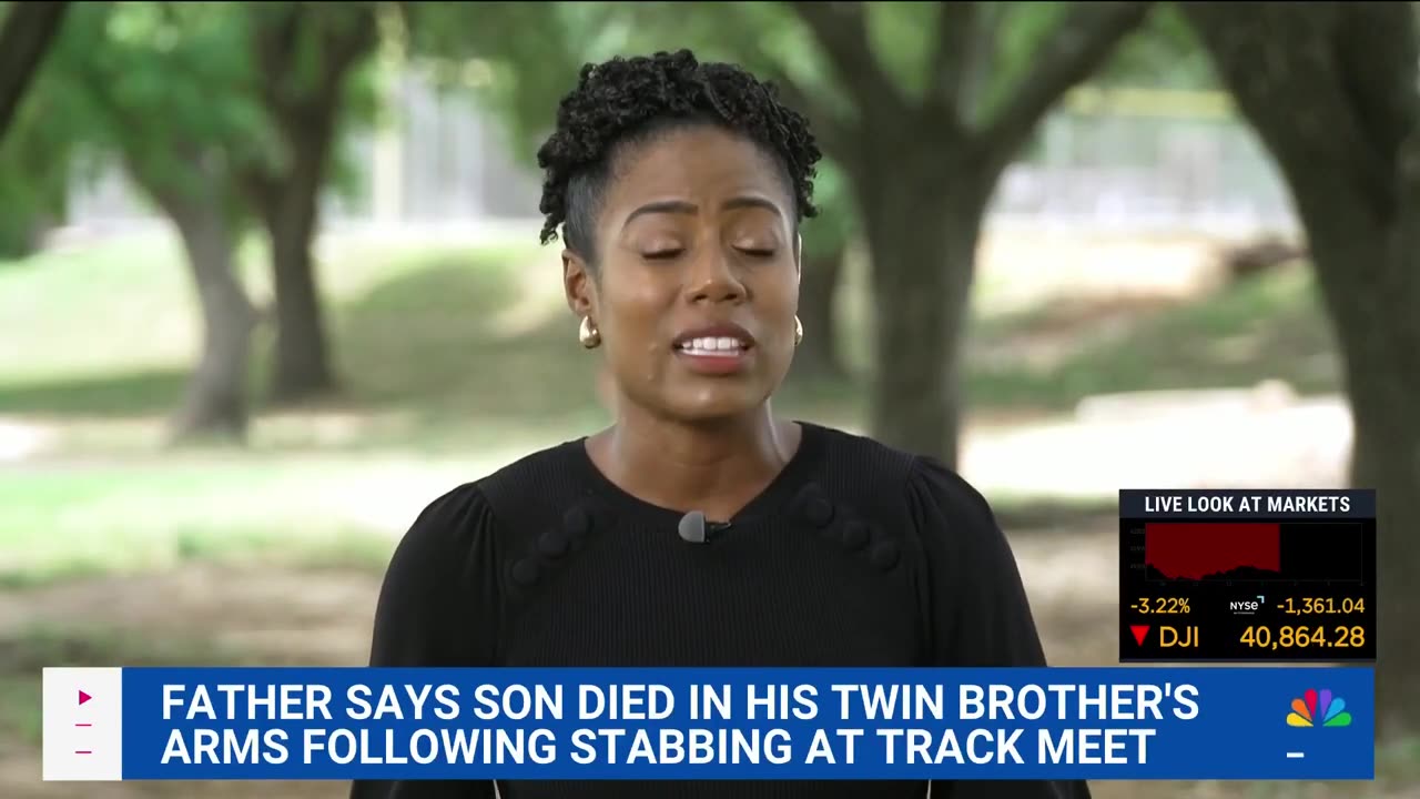 Teen facing murder charges following stabbing death of Texas high school student at track meet