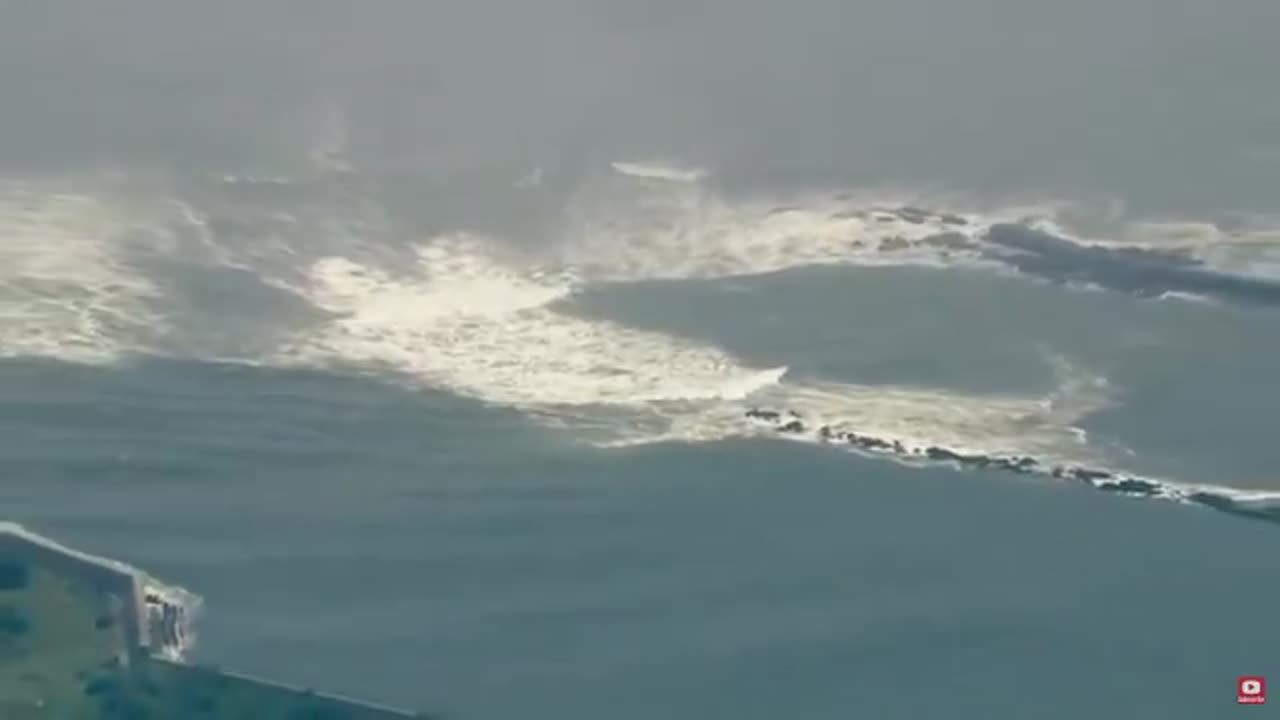 Tërmeti 8.8 ballë, dallgët e tsunamit në brigjet japoneze