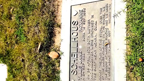 FAMOUS GRAVES - VOL. 1,098: THE DEATHS OF PHYLLIS & ROXANNE SHELLHOUS