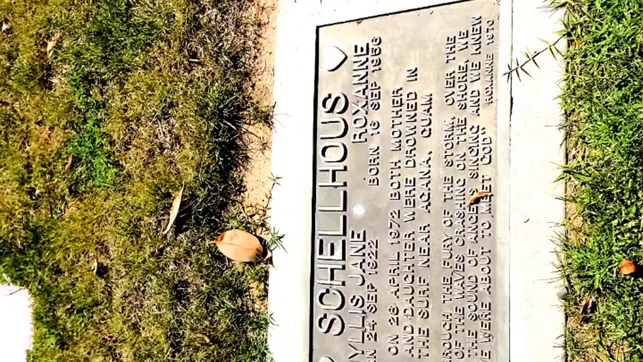 FAMOUS GRAVES - VOL. 1,098: THE DEATHS OF PHYLLIS & ROXANNE SHELLHOUS