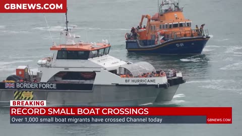 'Under international law, the UK is able to push boats back to the French shore…