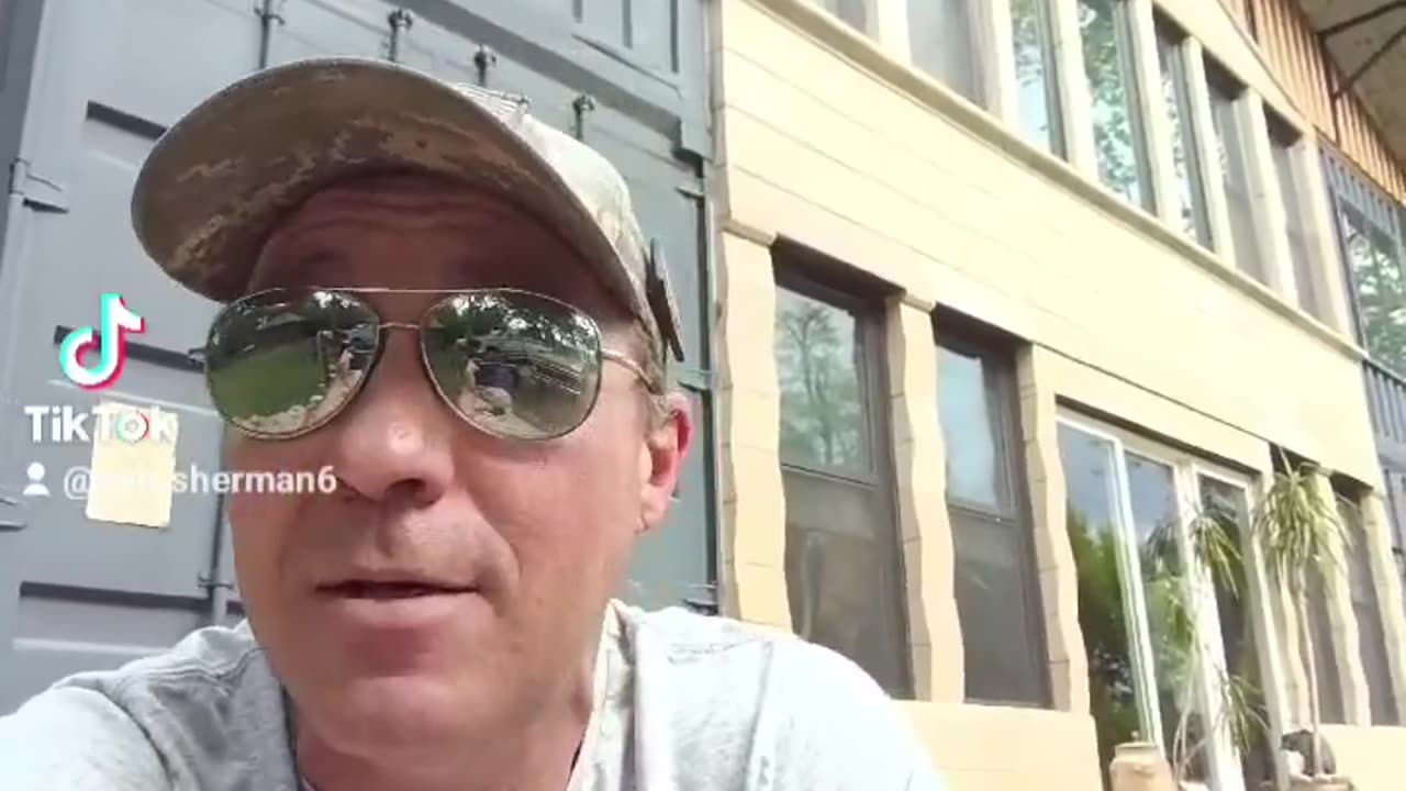 While Trump Pushes For Peace The World Chooses Violence