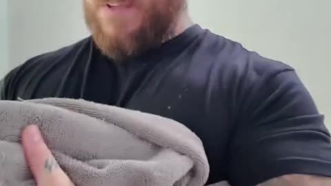 Proof that Tyler Robinson couldn't have walked with his rifle in his hands