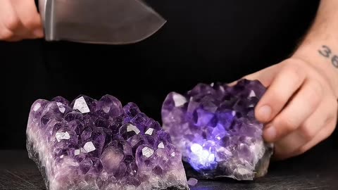 (ASMR) cutting minecraft in reallistic