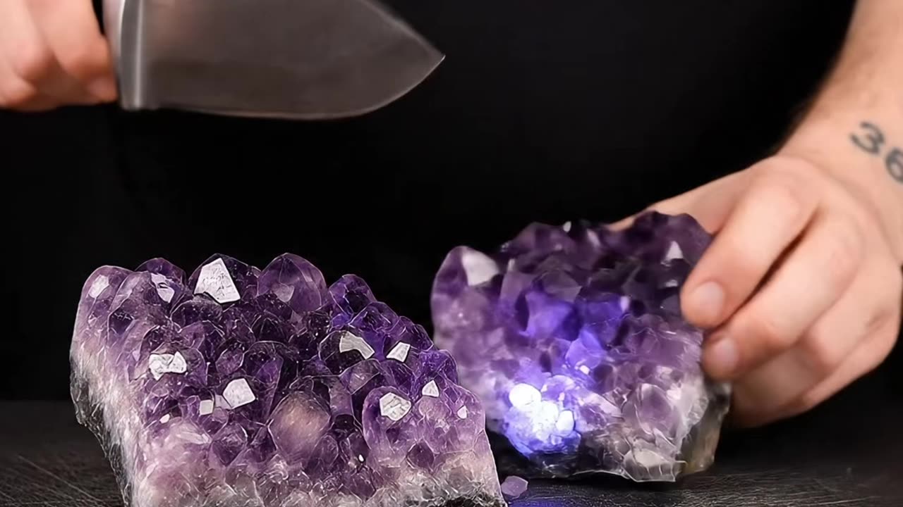 (ASMR) cutting minecraft in reallistic
