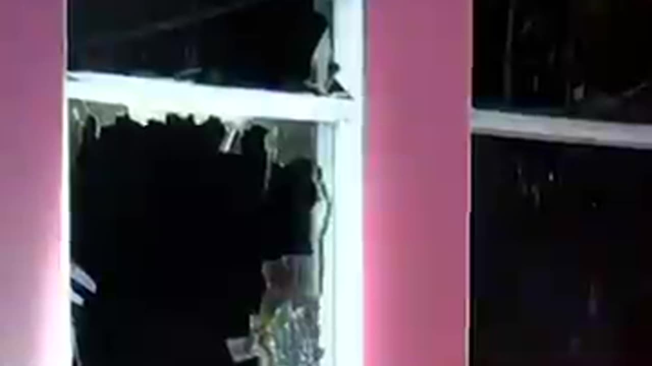 Melbourne cafe firebombed while worker still inside