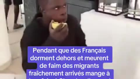 Pendant que des Français dorment dehors et meurent de faim...