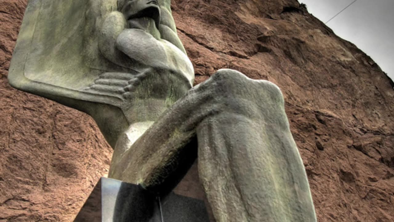 WING FIGURES ON BLACK CUBES AT THE HOOVER DAM