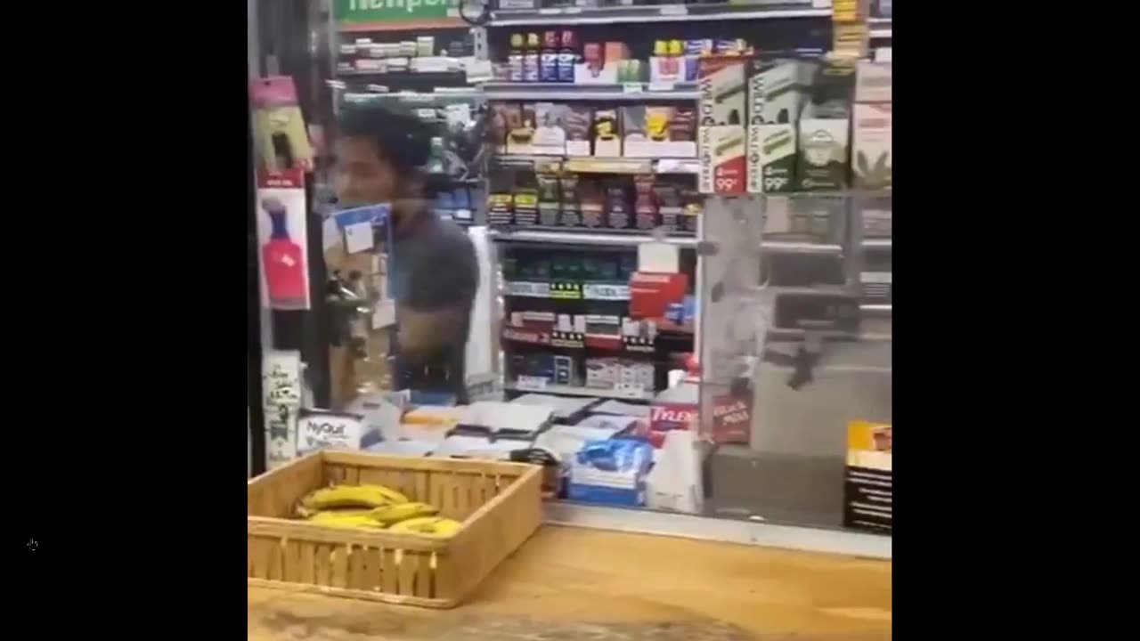 Woman violates the wrong store owners and finds out - Good!