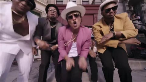 Mark Ronson_-_Uptown Funk ft.Bruno Mars 🎶🚨🤯... Official Music Video #Viral #Music