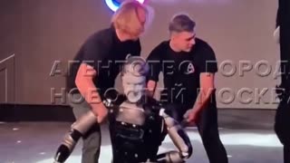 Russia Unveil Humanoid Robot-Faceplant on Stage 😇