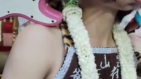 I can feel the music