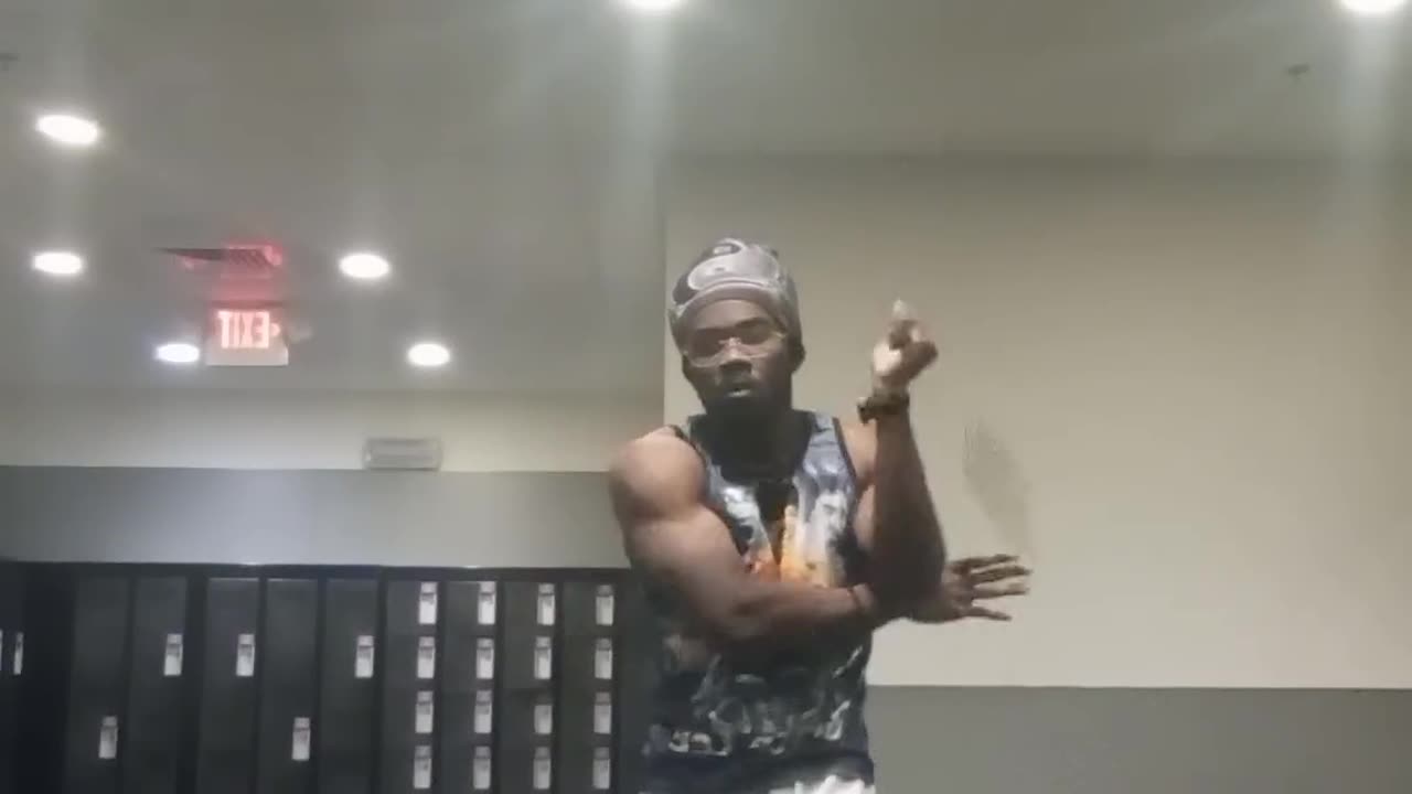 Using STEEL Nunchucks