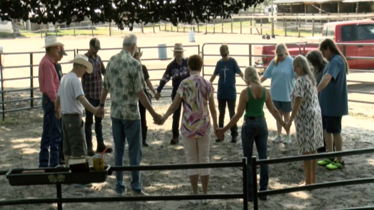 Skipper Calder & Cowboy-up Ministry bring horse training with a message at 11am.