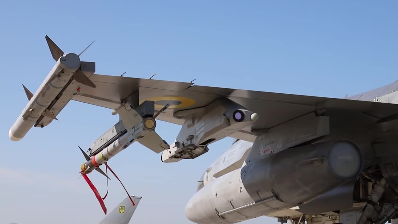 βοΈπΊπ¦ Ukrainian pilots on Western fighter jets, including F-16, show excellent results