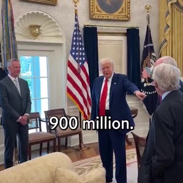 Trump in a discussion in White House 🏠