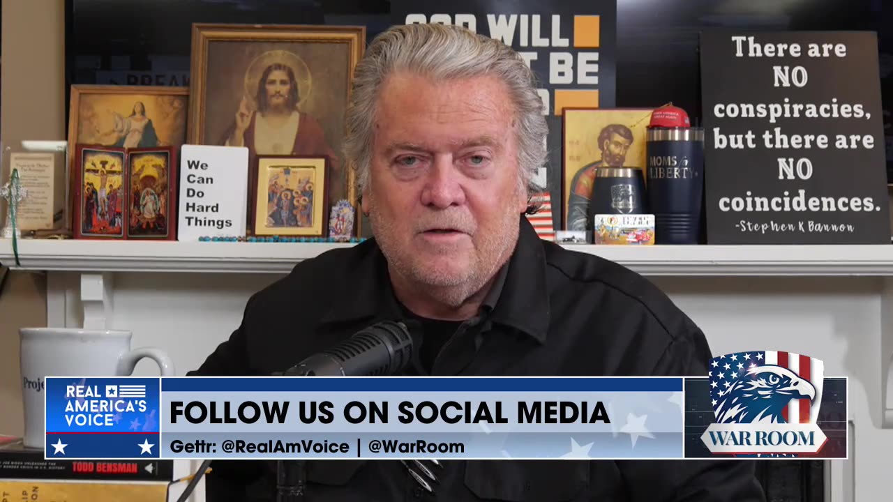 Steve Bannon: “All 350,000 Chinese National Students Must Leave Immediately.”