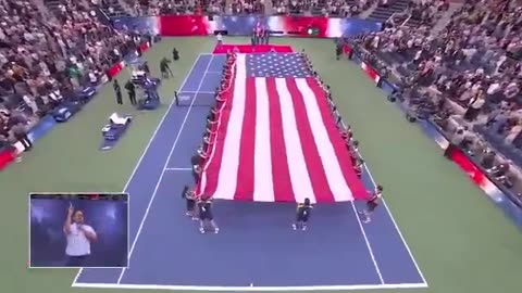 President Trump gets cheered by crowd at US Open final in NYC area.