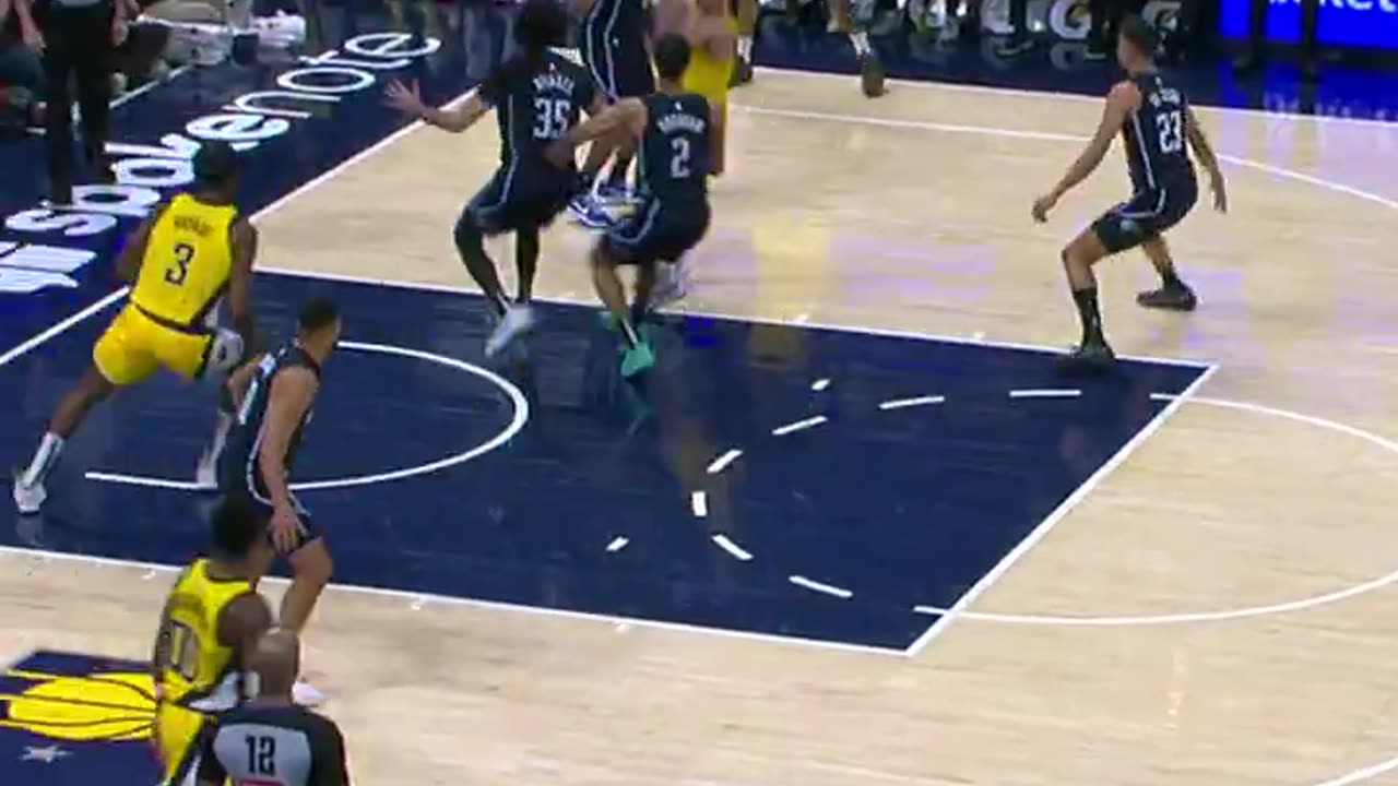 Indiana Pacers - T.J. McConnell finds Thomas Bryant for the two-handed jam 💥