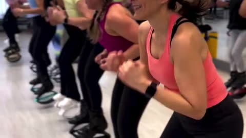 Kangaroo style fitness exercise Hop pay Easter🐰