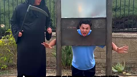 Can a Guillotine actually cut off Your Head?
