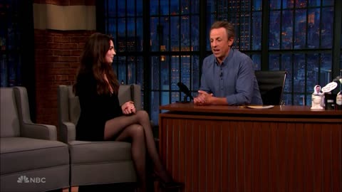 Anne Hathaway VERY LEGGY and Hosey 10 6 23