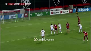Thomas Strakosha saves penalty! ❌