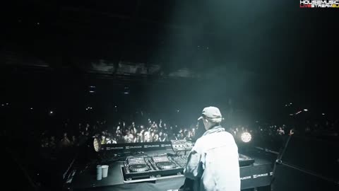 Kevin De Vries live from Drumcode London at Drumsheds 2025