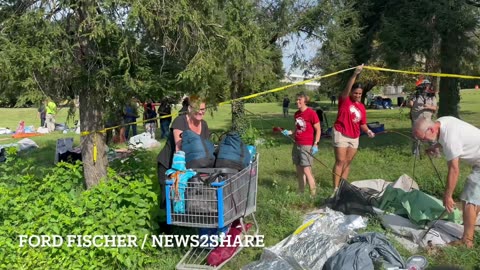 📌D.C. Residents VOLUNTEER to help remove the district's homeless encampments