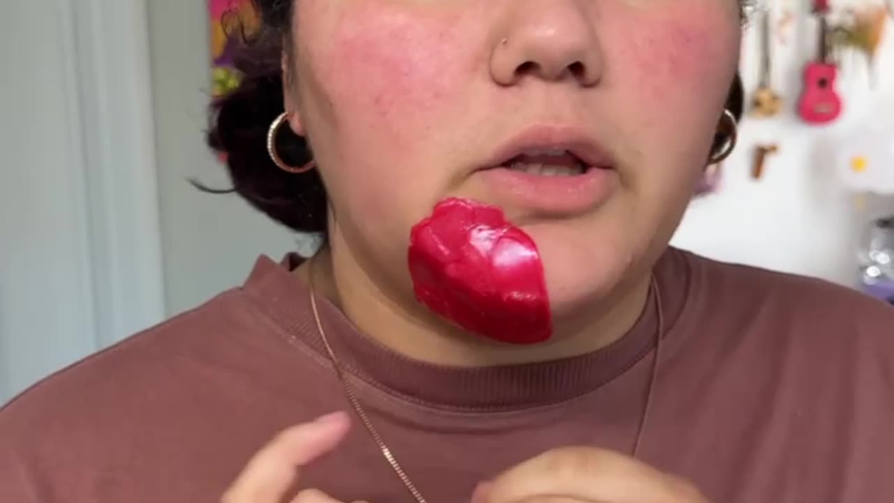 Face Waxing with Sexy Smooth Cherry Desire Hard Wax | @como.laflores