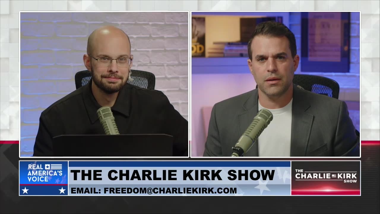 President Trump Takes Aim at Brother-Marrying Ilhan Omar During Pennsylvania Rally