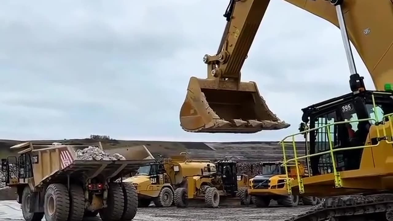 😂 Watch This Car Get Towed in the Most Unexpected Way! | FunFM