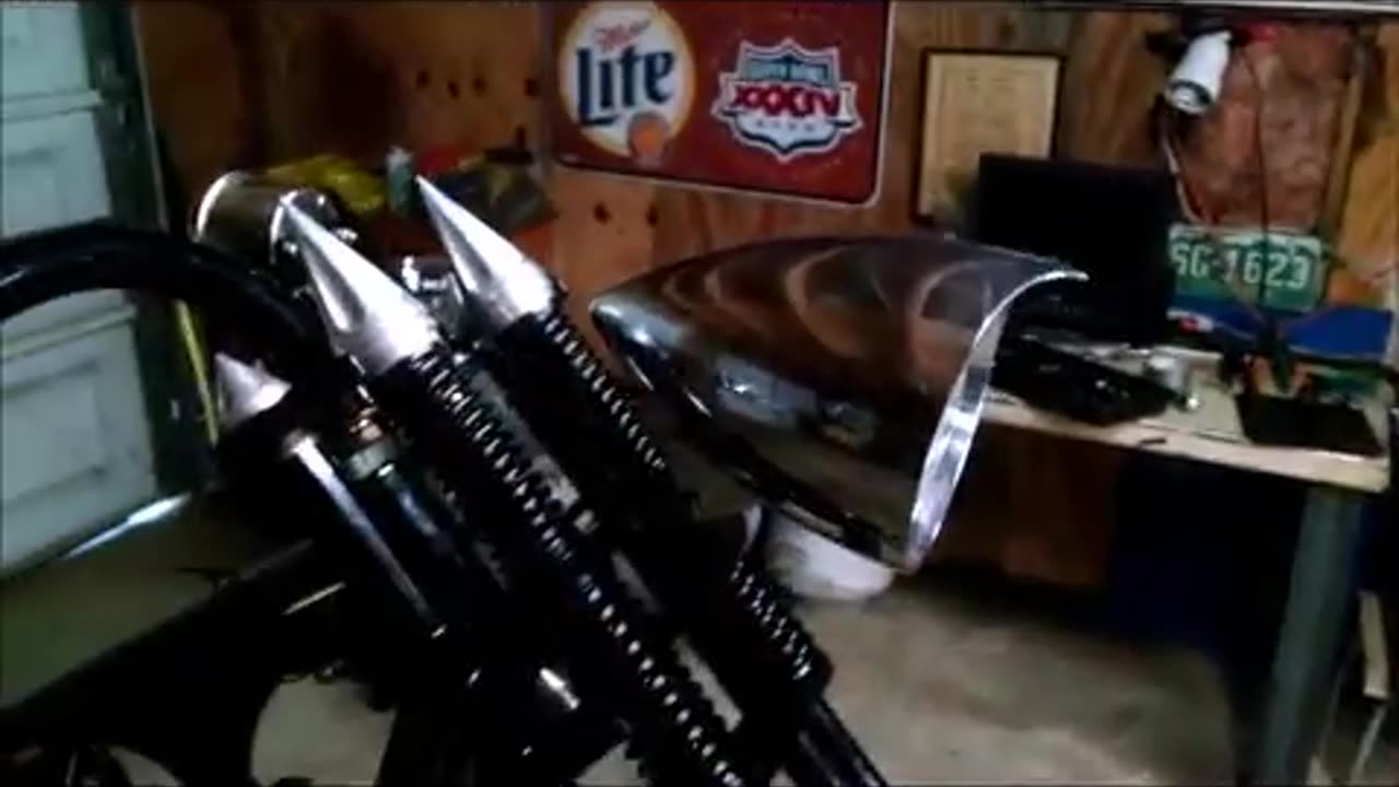 CUSTOM HARLEY CHOPPER BETTER HEADLIGHT MOUNT