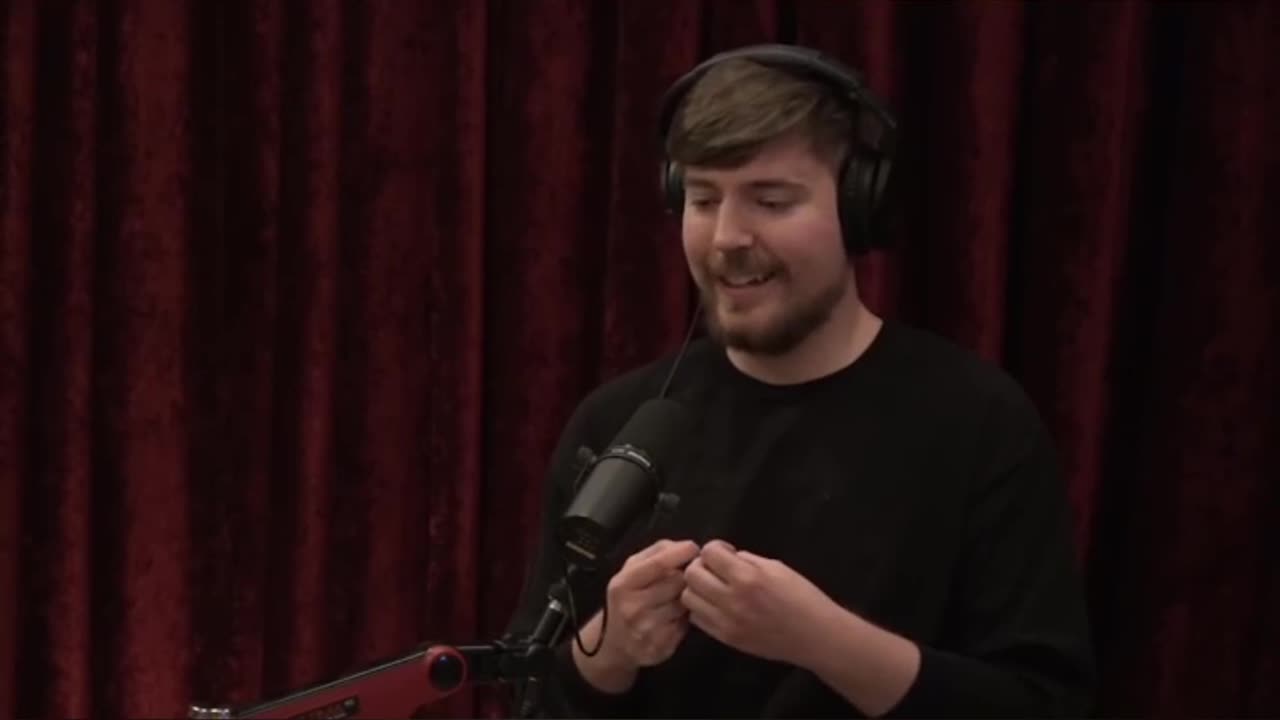 How Being Obsessed with YouTube Made Me Lose All My Friends