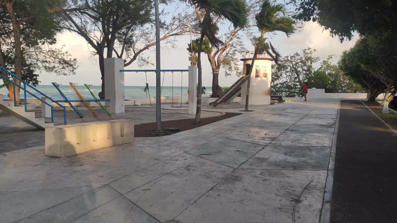 Chetumal Boulevard Part 2 - Chetumal, Quintana Roo - 4K