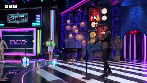 🎤🎶 Jason Derulo's Operatic Baby Got Back! | FunFM