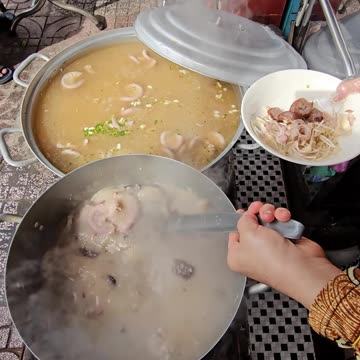 Vietnamese street food (part 9) - "Chao long"
