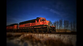 Blow Over Speed and BNSF 1833 (SD40-2) Leading on Mainline - Hinckley Subdivision