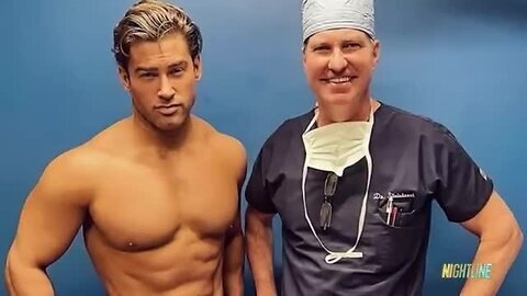 Men_get_shredded_after plastic_surgery