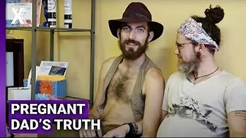 Pregnant Dad Plans Water Birth at Home