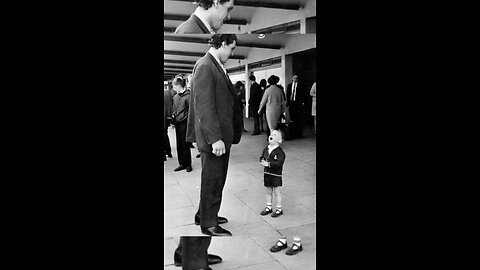 Kid Meets Andre the Giant in the 1970s | Iconic Reaction