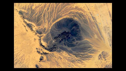 EARTH PORTRAITS