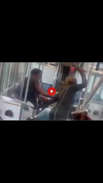 Another reason not to ride the bus...anywhere...ever. Guess who? 🚌😳💥😳💥