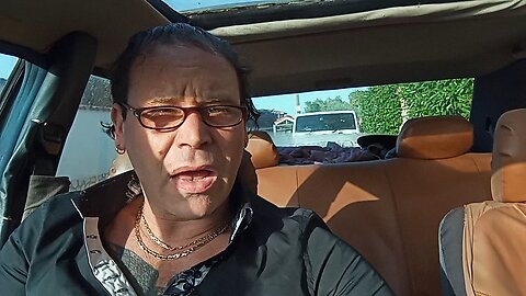 LA VIOLENZA È ANCHE DONNA